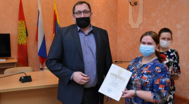 Заместитель главреда хлевенской райгазеты «Донские вести» получила награду из Москвы