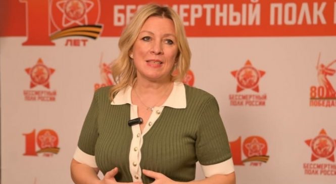 НА ВАЖНЫХ ФОРУМАХ В МОСКВЕ