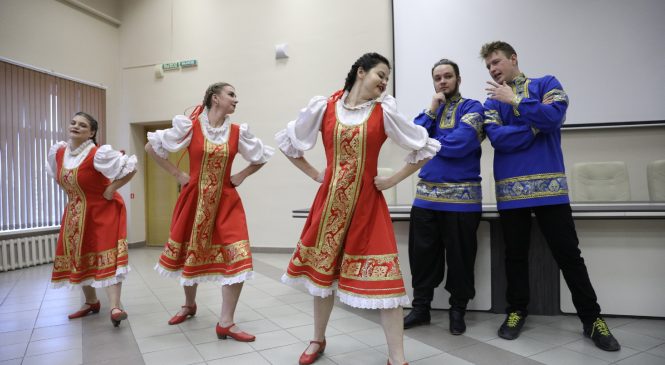 В ИЗДАТЕЛЬСКОМ ДОМЕ “ЛИПЕЦКАЯ ГАЗЕТА” ПОДВЕЛИ ИТОГИ ТВОРЧЕСКОГО ГОДА