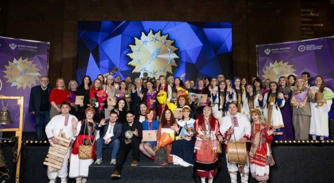 ЖУРНАЛЫ “ЗОЛОТОЙ КЛЮЧИК” И “ЛИЦА ЛИПЕЦКОЙ ОБЛАСТИ” ЧЕСТВОВАЛИ НА ПОКЛОННОЙ ГОРЕ