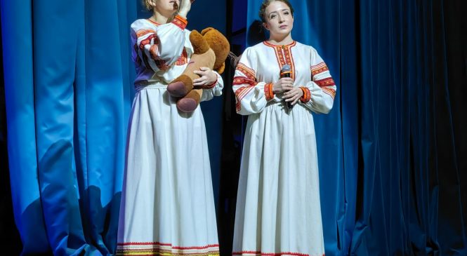 ЖУРНАЛИСТ НА СЦЕНЕ